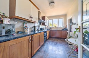 Kitchen- click for photo gallery